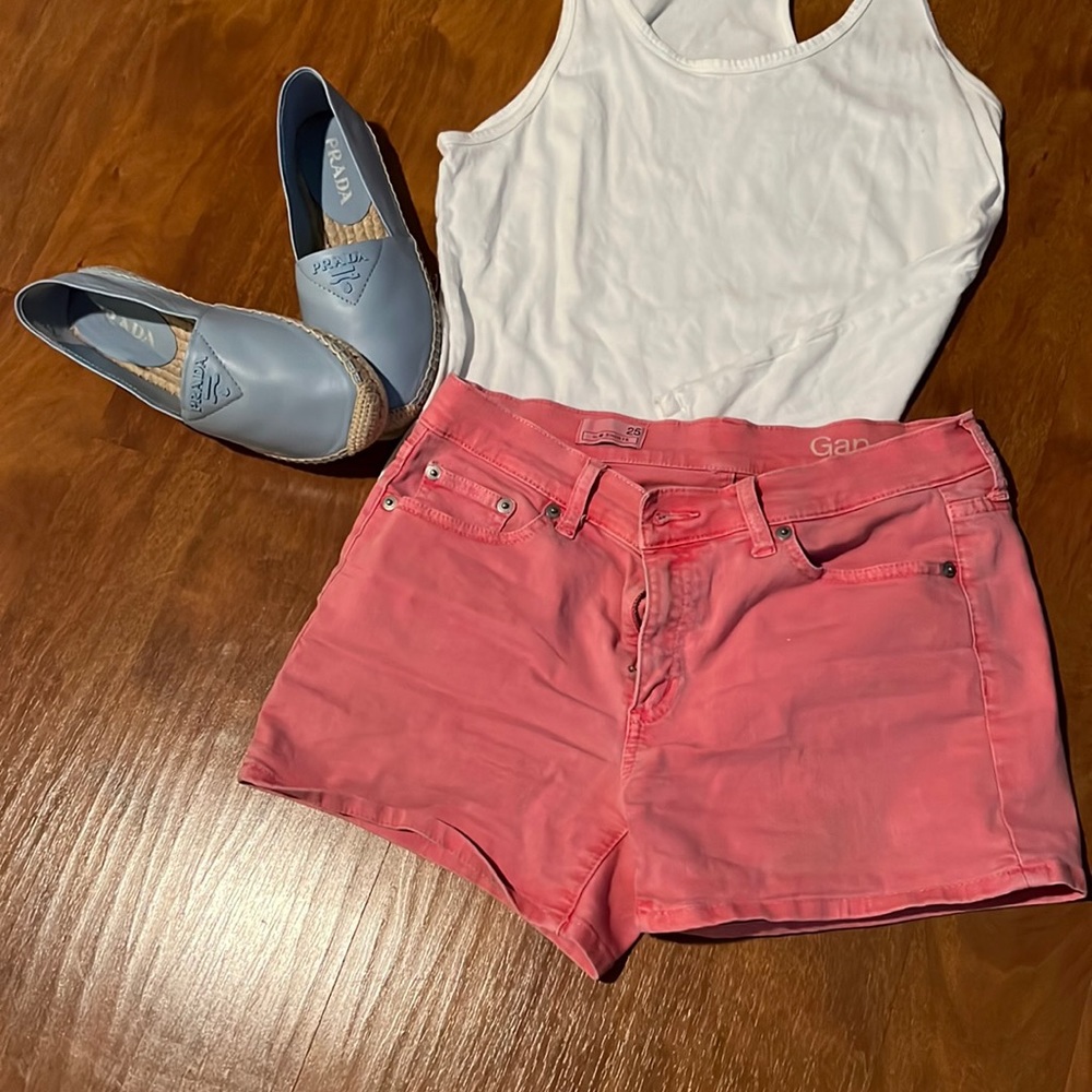 Gap Slim Shorts Size 25